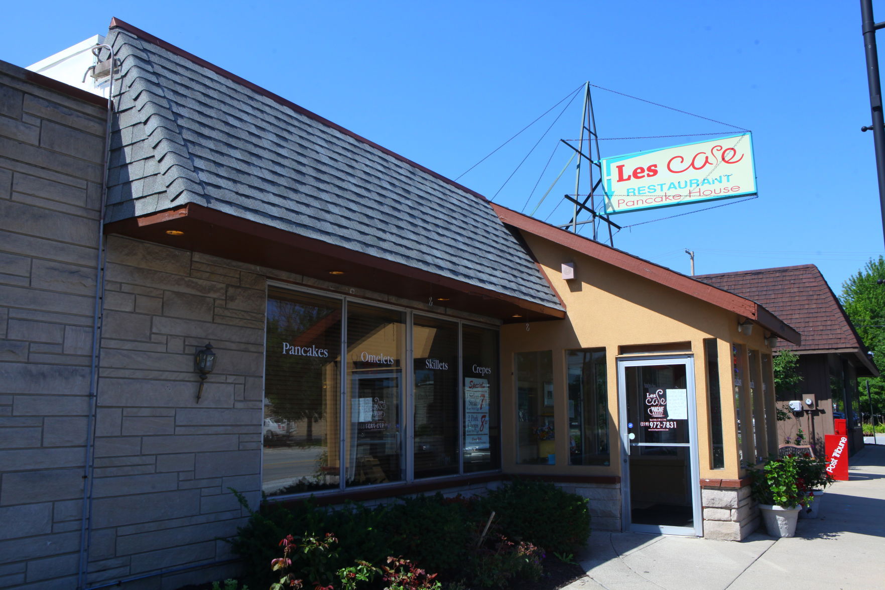 Les Cafe Pancake House